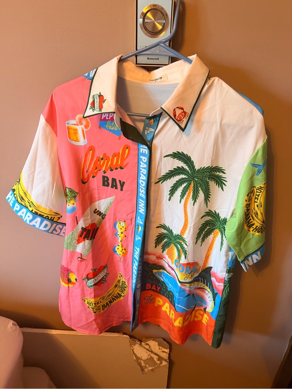 Women’s Short Sleeve Button-Up Shirt - Multicolor Tropical Print